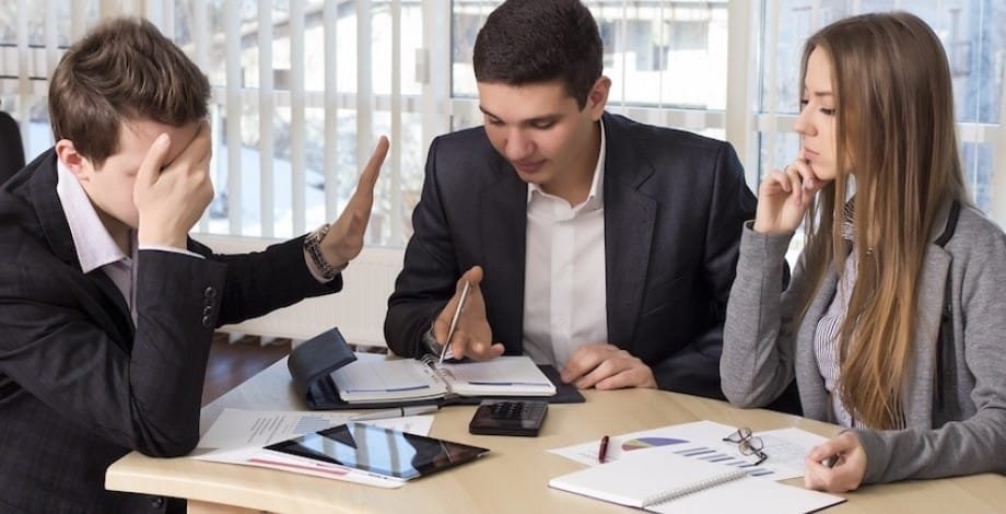 دور ضعف التواصل في فشل الأعمال