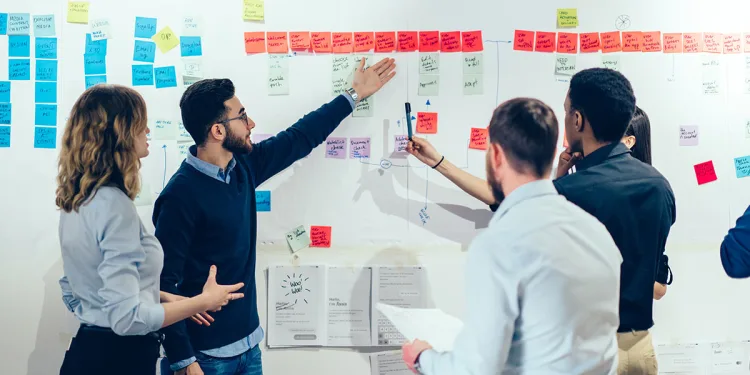 إدارة التغيير في الإمارات والسعودية | 5 خطوات حاسمة لنجاح عملية إدارة التغيير