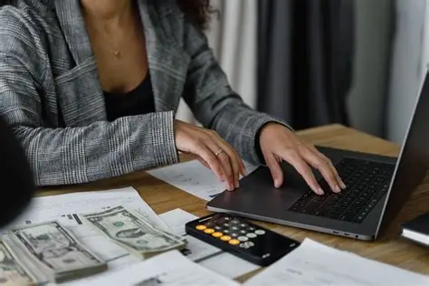 التخطيط المالي في الإمارات والسعودية | 6إرشاد المستشارين الخبراء | غالب للاستشارات